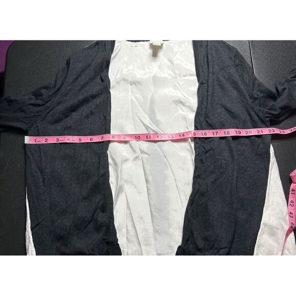 Chico’s Split Back Black & White Cardigan Sweater - Picture 9 of 10